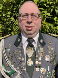 1. Ajudant